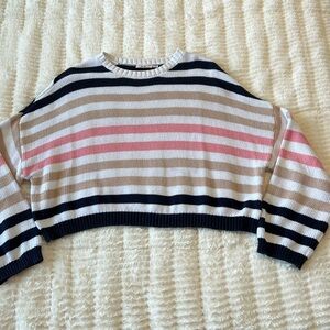 Francesca’s Oversized Crop Knit Sweater in L